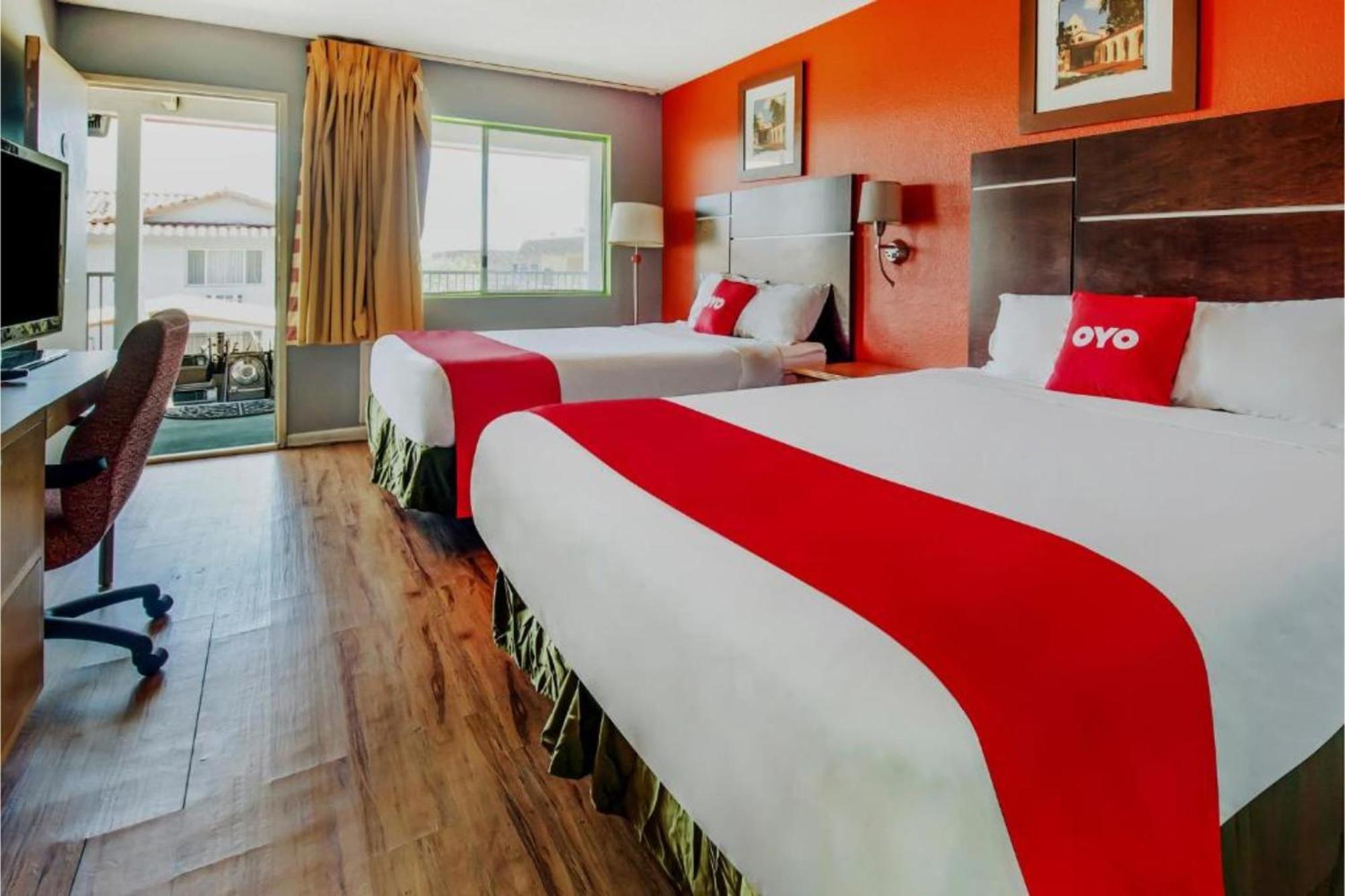 Hotel Europa Риджкрест Экстерьер фото